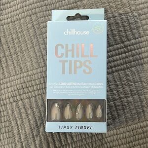 Hill House Chill Tips - Tipsy Tinsel